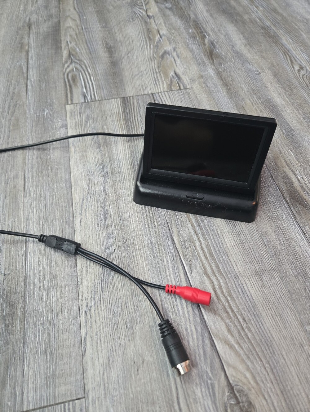 Carsear Monitor Portable Black LCD Monitor with AV Cables